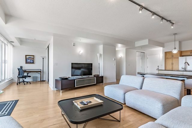 Modern Calgary Short-Term Suite