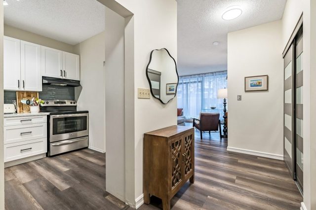 Stylish Furnished Apartment Rental in Calgary
