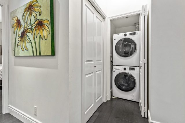 Calgary Downtown Furnished Suites