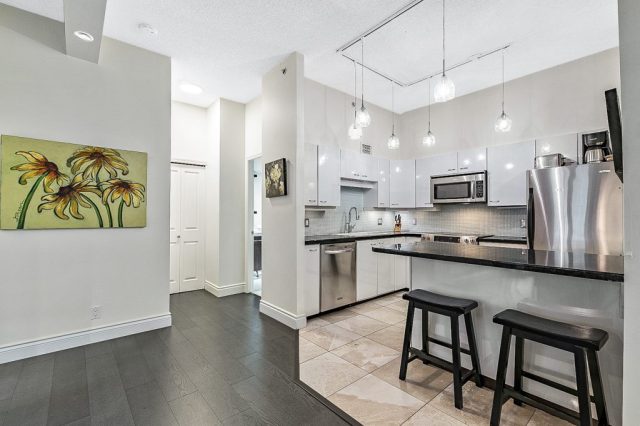 Downtown Calgary Furnished Apartments
