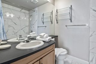 Executive Suite Bathroom Calgary