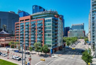 Eau Claire Condo Living Area