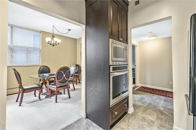 Short Term Rental with Kitchen Short Term Rental with Kitchen